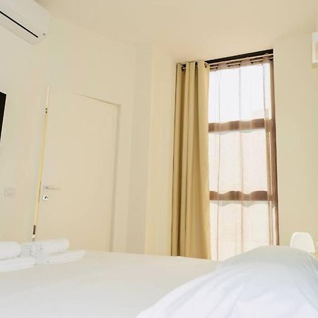 Sky View - Porta Nuova - Appartamento 4 มิลาน ภายนอก รูปภาพ