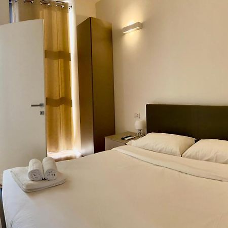 Sky View - Porta Nuova - Appartamento 4 มิลาน ภายนอก รูปภาพ