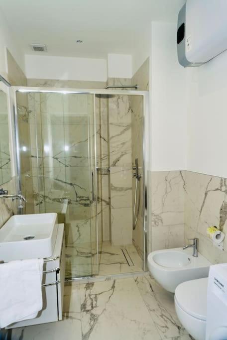 Sky View - Porta Nuova - Appartamento 4 มิลาน ภายนอก รูปภาพ